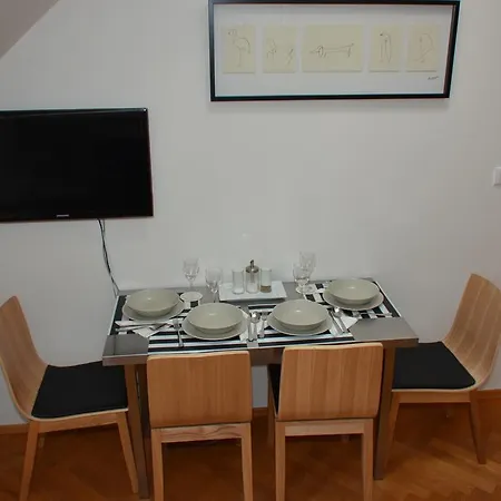 Daire Apartman Javor